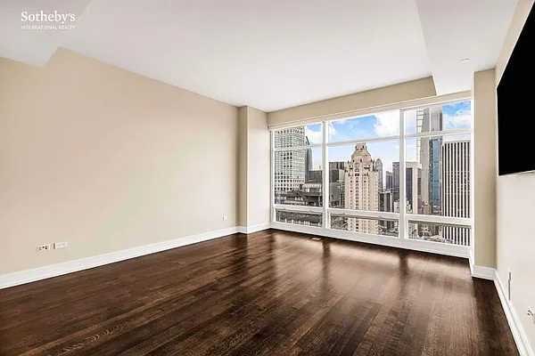 Rented by Sotheby's International Realty | media 25