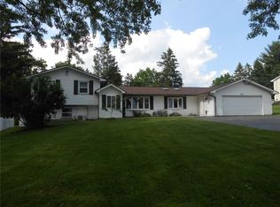 2089 Walworth Penfield Rd, Walworth, NY 14568