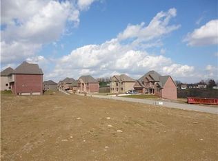 2047 Laurel Ridge Dr, Jefferson Hills, PA 15025