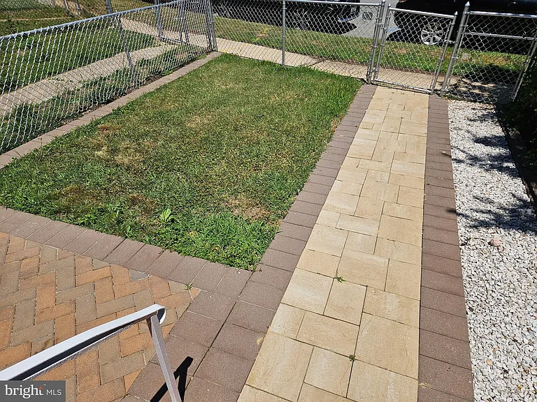 2082 Jasmine Rd — Photo 23