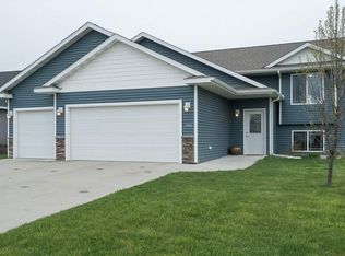 106 Falcon Ct, Eagle Lake, MN 56024