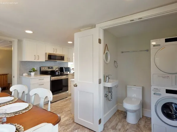 48 Jones Creek Dr, Scarborough, ME 04074