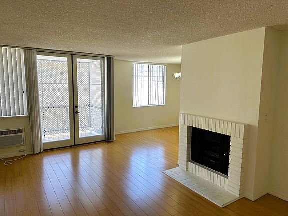 2nd image of 1536 S Saltair Ave APT 104