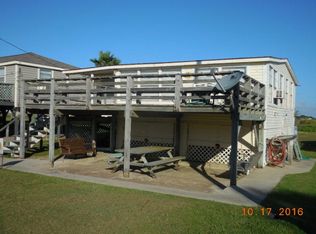 119 Beachfront Dr, Matagorda, TX 77457