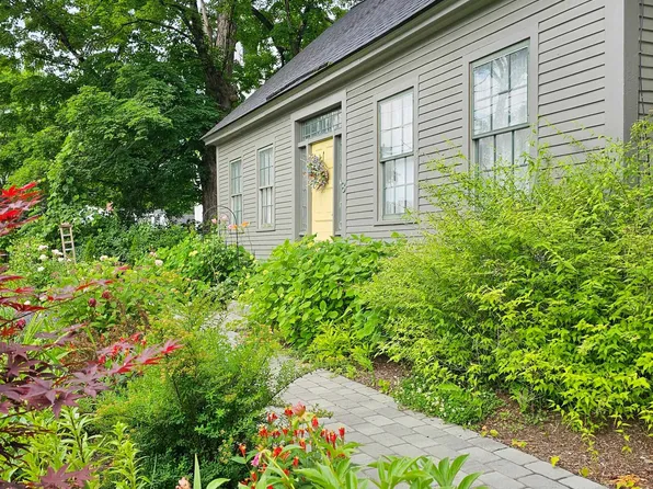 8 River Street, Alstead, NH 03602