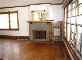 928 W Mullan Ave, Waterloo, IA 50701