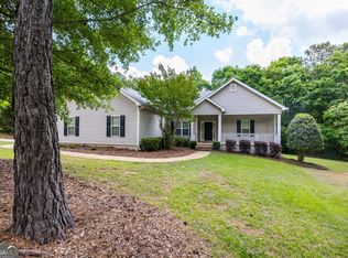 145 Orchard Ridge Dr, Forsyth, GA 31029