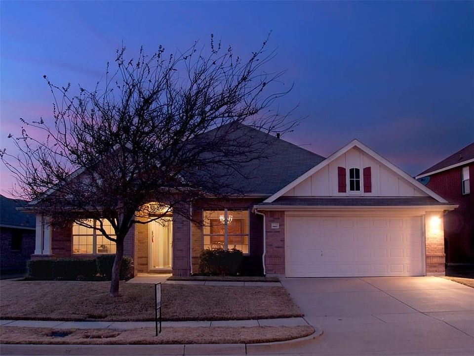 1st image of 9224 Water Oak Dr