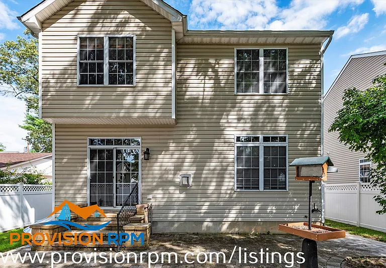618 Cypress Ln — Photo 36