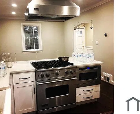 4 bed, 2100 sqft, $5,875 — Photo 3