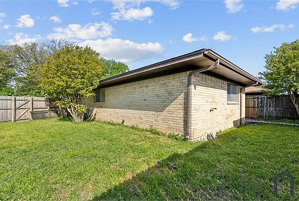 1922 N Floyd Rd — Photo 21