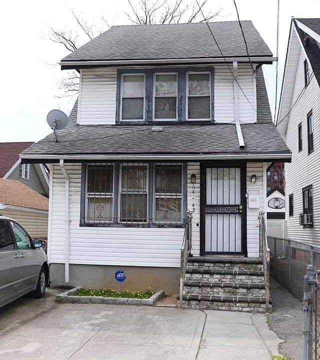 1st image of 104-42 197th St