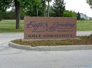 5770 Eagles Landing Dr, Oregon, OH 43616