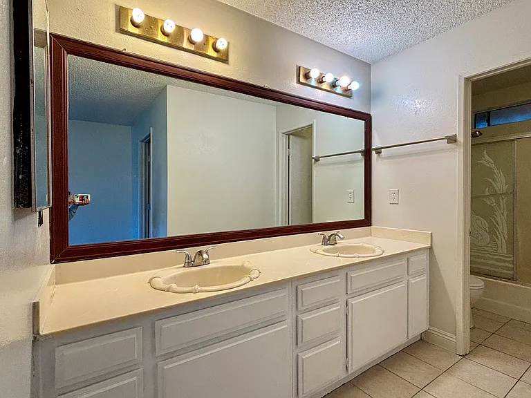 14504 Clark St — Photo 14