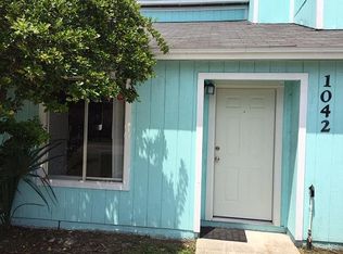 1042 Snug Harbor Ct, Atlantic Beach, FL 32233