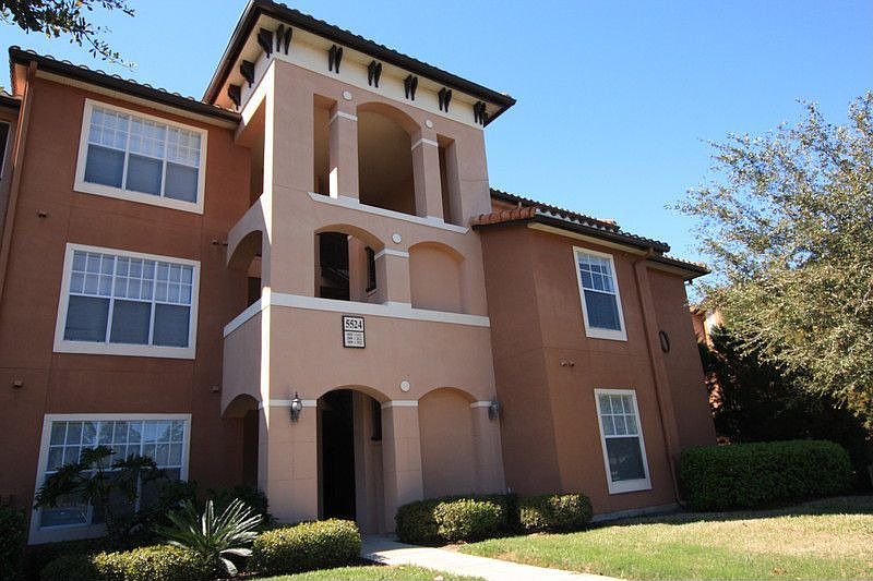 1st image of 5524 Metrowest Blvd #10-210