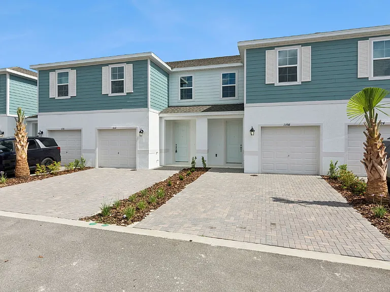 1108 Cypress Elm Dr — Photo 1