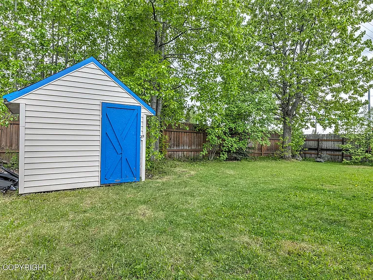 2701 Lake Otis Pkwy — Photo 3