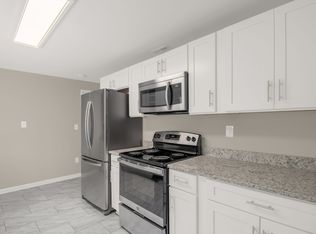 2510 Harley Dr, Greensboro, NC 27406