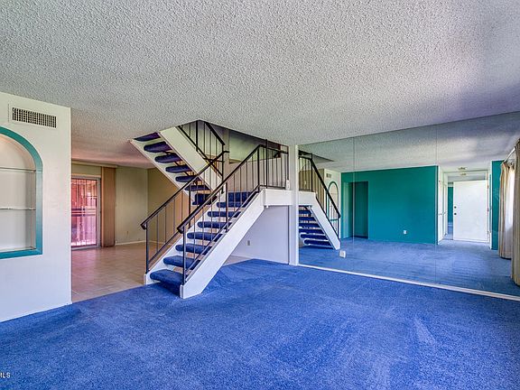 4th image of 2846 E Clarendon Ave