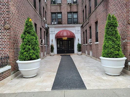 Rented by City Living | media 25