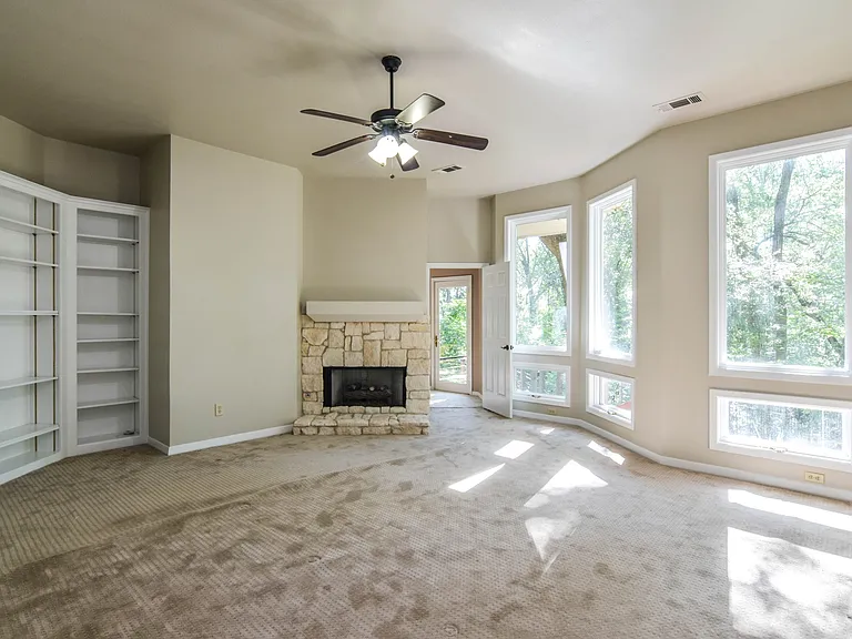 1113 Shady Oaks Cir — Photo 28