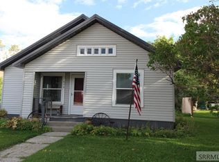419 W Grand Ave, Moore, ID 83213