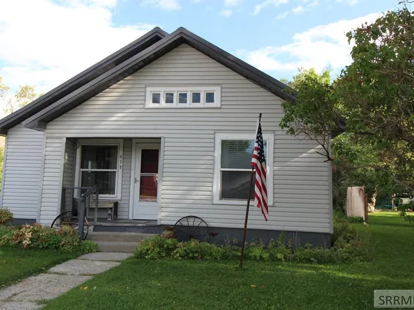 419 W Grand Ave, Moore, ID 83213