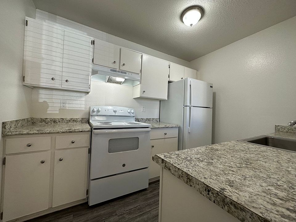 237 VIP Future, LP (Orange Gardens) Apartment Rentals Santa Maria