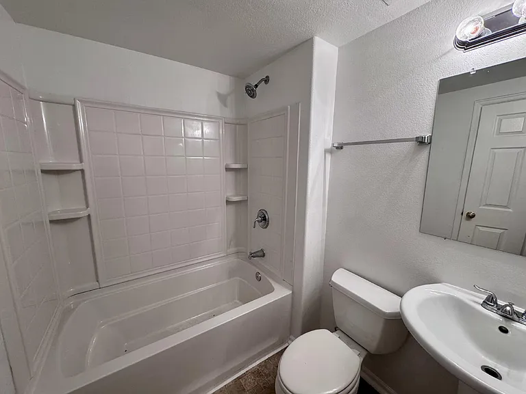 19308 E Dickenson Pl — Photo 25