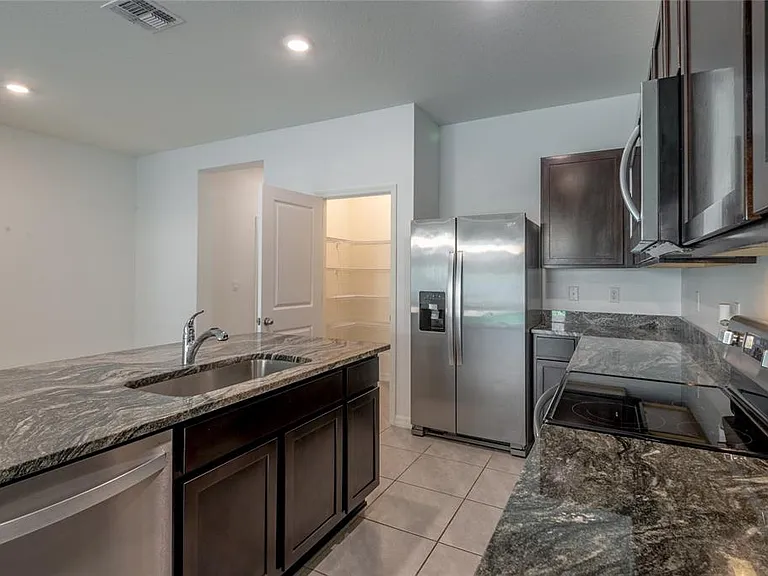 11147 Crescent Deer Dr — Photo 28