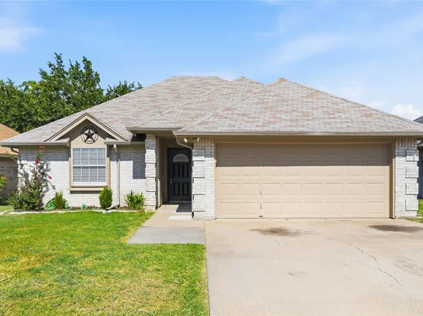 6308 S Chesterfield Dr, Fort Worth, TX 76179