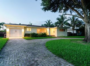 3225 Harrison St, Hollywood, FL 33021