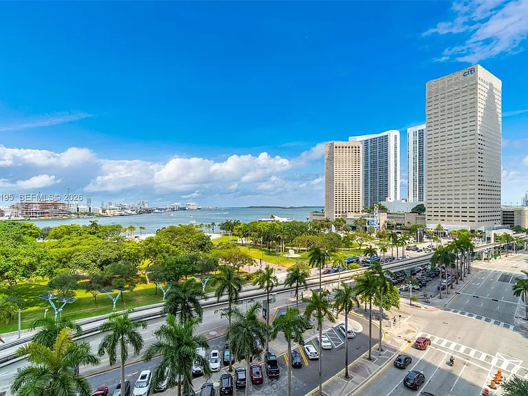 50 Biscayne Blvd #904 — Photo 20