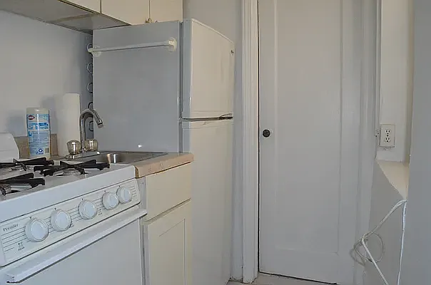 110 Remsen St — Photo 3