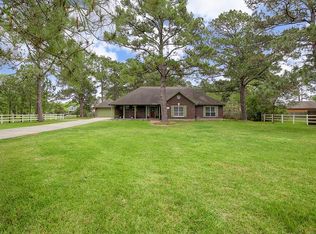 300 Camp Allen St, Dickinson, TX 77539