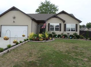 1339 Whitt Ln, Clarksville, TN 37042
