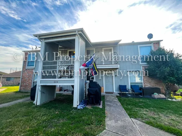604 Walter Stephenson Rd Unit A, Midlothian, TX 76065
