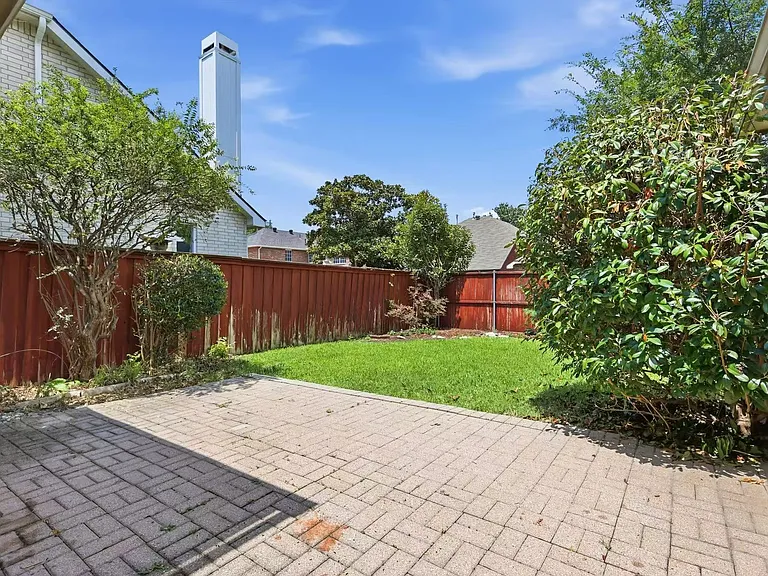 630 Waterview Dr — Photo 20