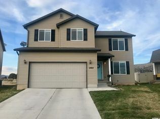 2465 E Ox Yoke Dr, Eagle Mountain, UT 84005