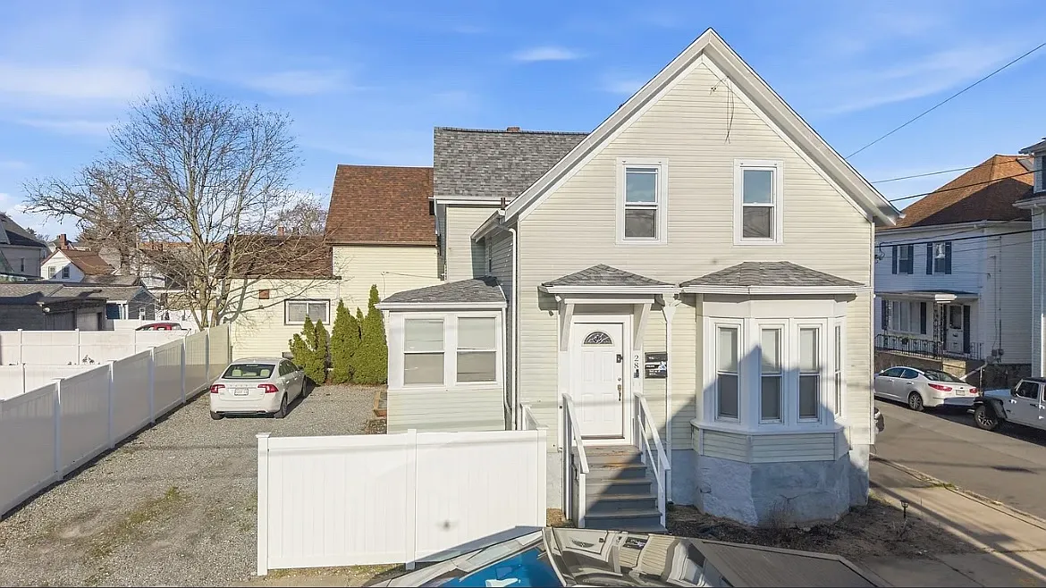Building Photo - 28 Borden St #2E