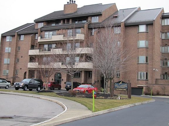 2nd image of 40 Waterfront Cir Unit 205