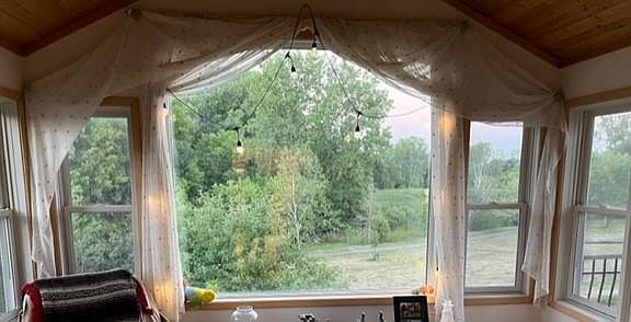 main floor, sun room
