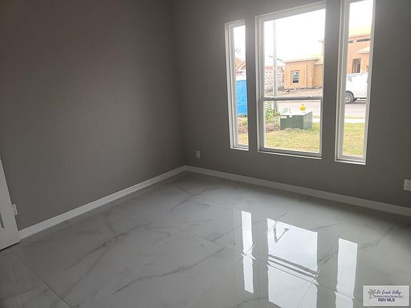 4th image of 7628 Gladiola St
