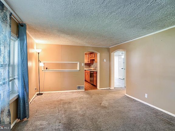 5th image of 101 S 48th St