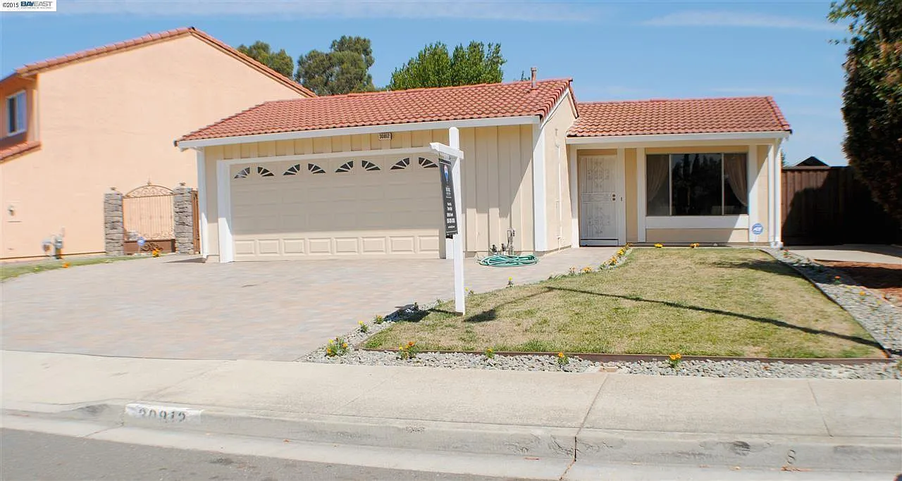 30812 Periwinkle Dr photo 1