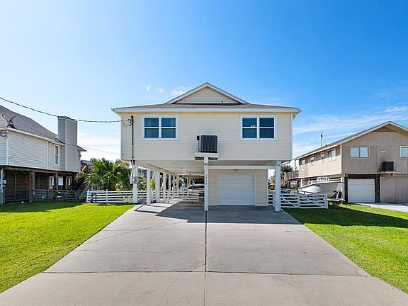 2nd image of 16510 Bahama Way