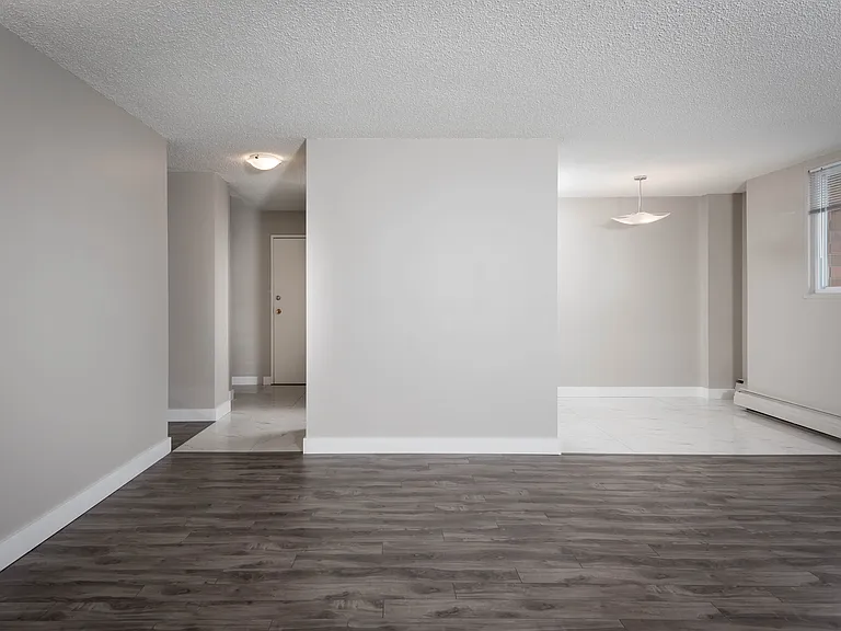 12225 Stony Plain Rd NW — Photo 6