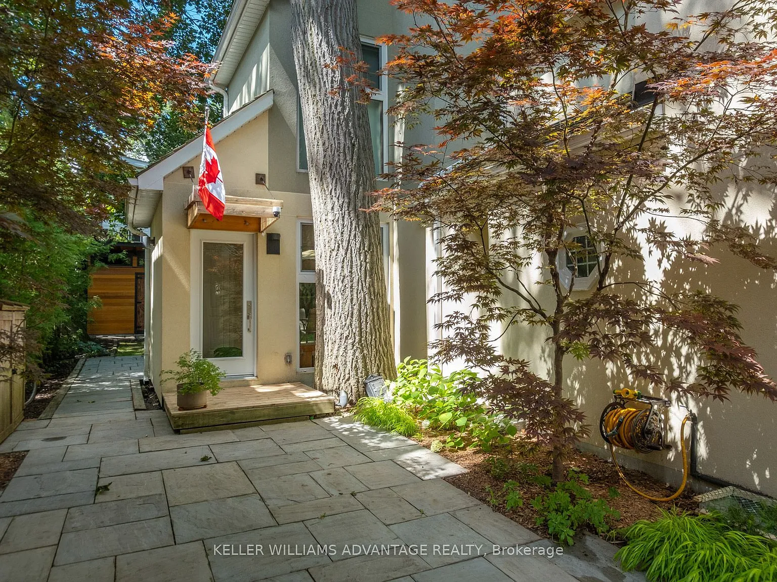 4 bed, $6,500 — Photo 2