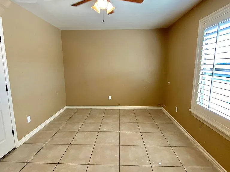 1520 Eidson Rd — Photo 9